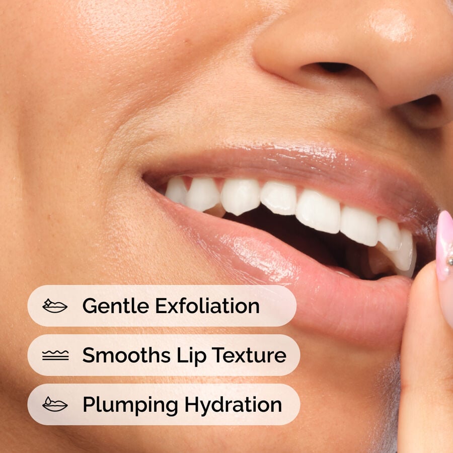 pha-5-exfoliating-lip-serum-v0 ord-pha-5pct-lip-exfoliating-serum-model-application.jpg